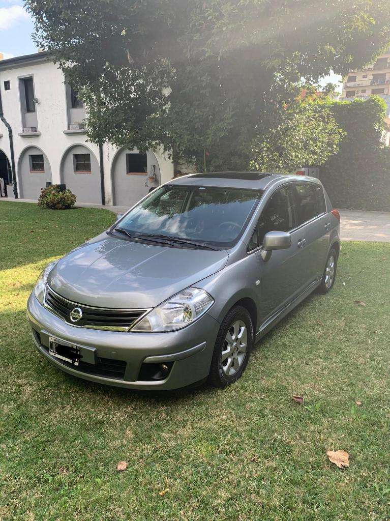 Nissan Tiida  Acenta 1.8 gris impecable