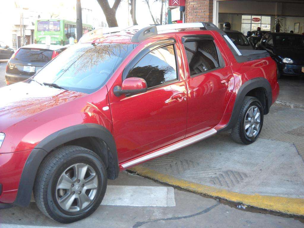 RENAULT DUSTER OROCH 2.0 C/GNC  BORDO