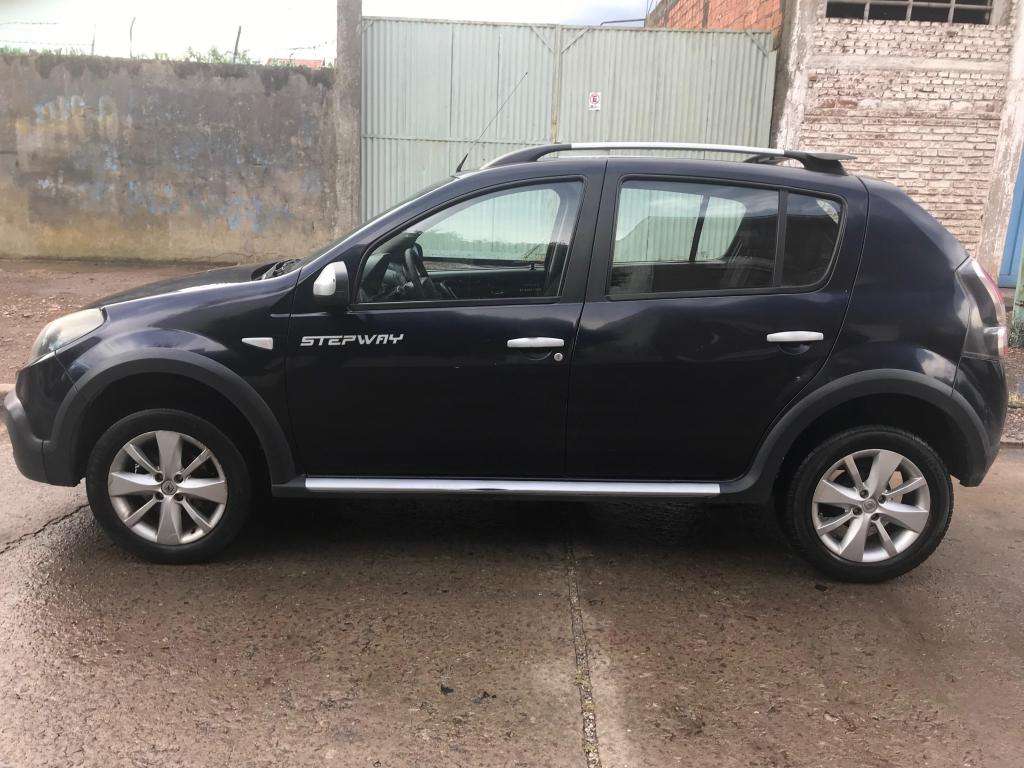 Renaul Sandero Stepway  full impecable permuto financio