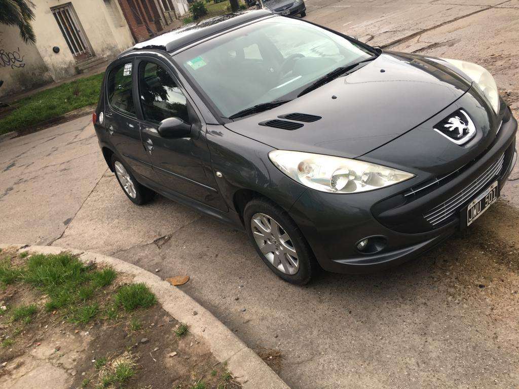 Vendo Permuto Peugeot 207 Xt