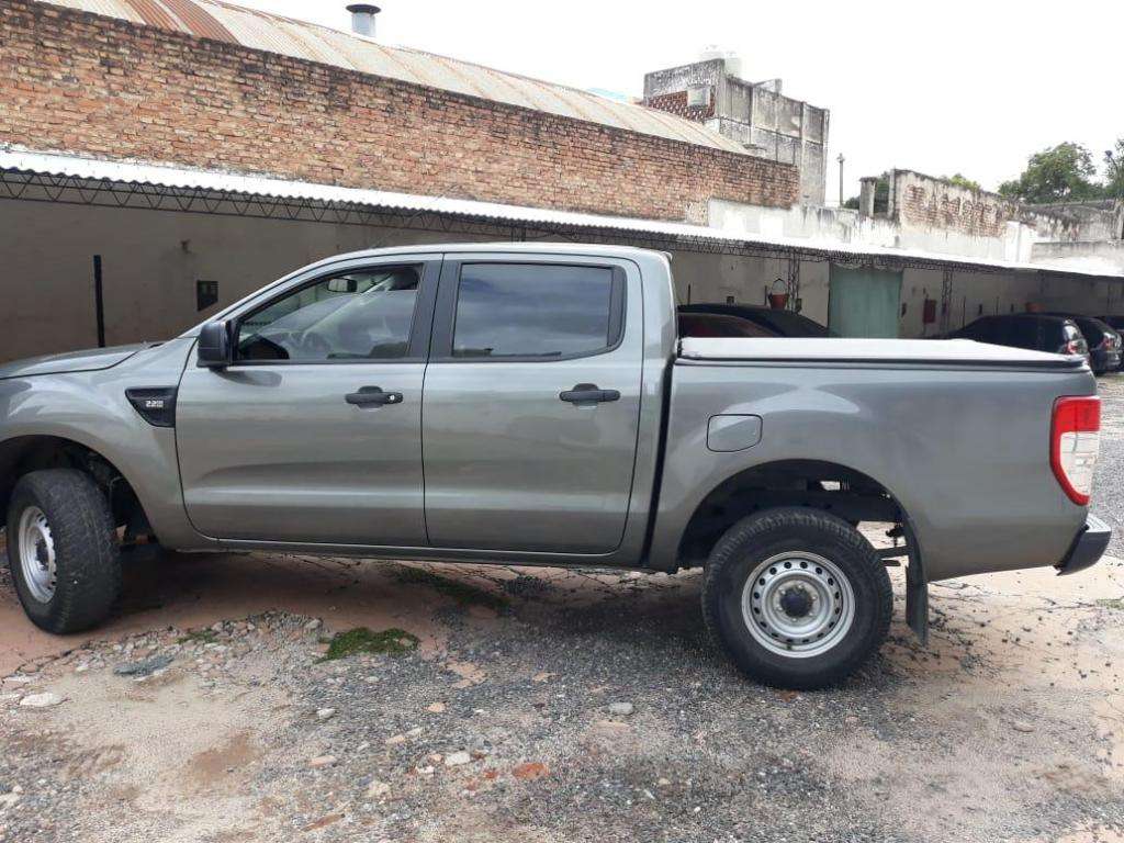 ESPECTACULAR FORD DC 4X2 XL SAFETY 2.2 DLS  UNICA MANO