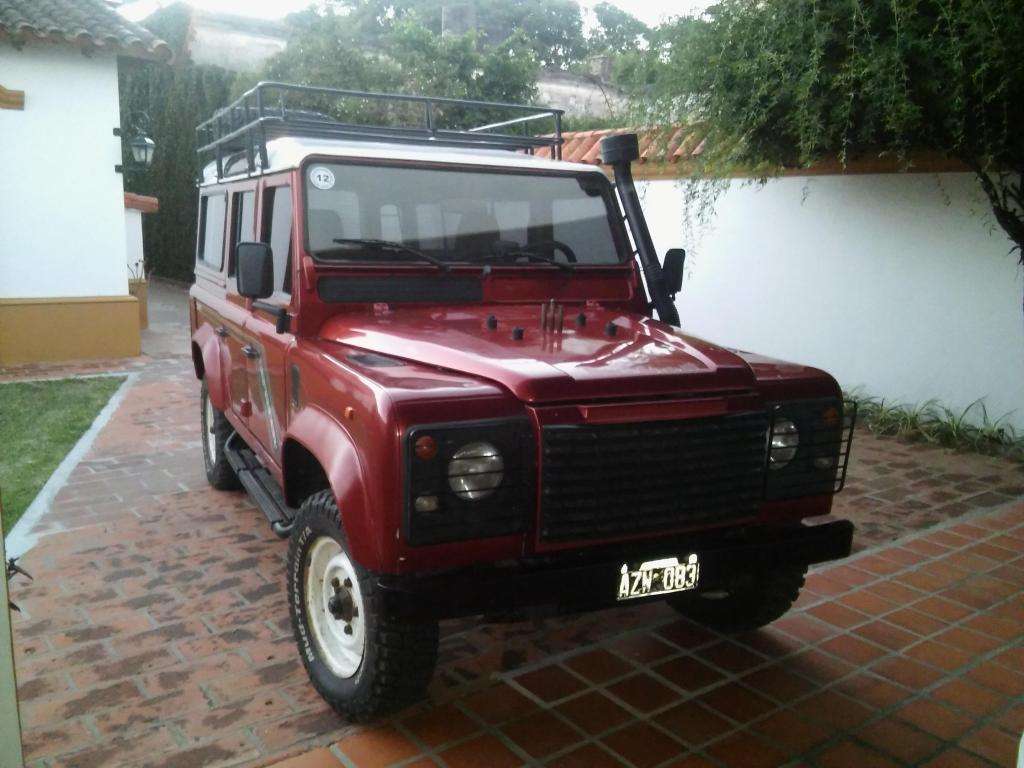 Land Rover DEFENDER