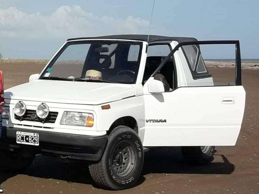  Suzuki Vitara jlx  km