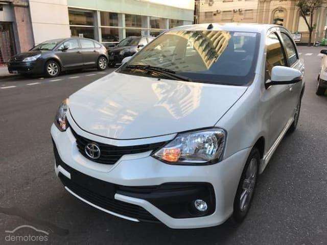 etios xls AT 