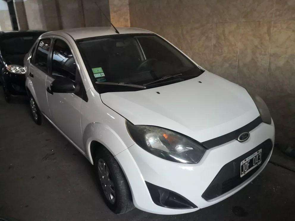 FORD FIESTA MAX ONE AMBIENTE 
