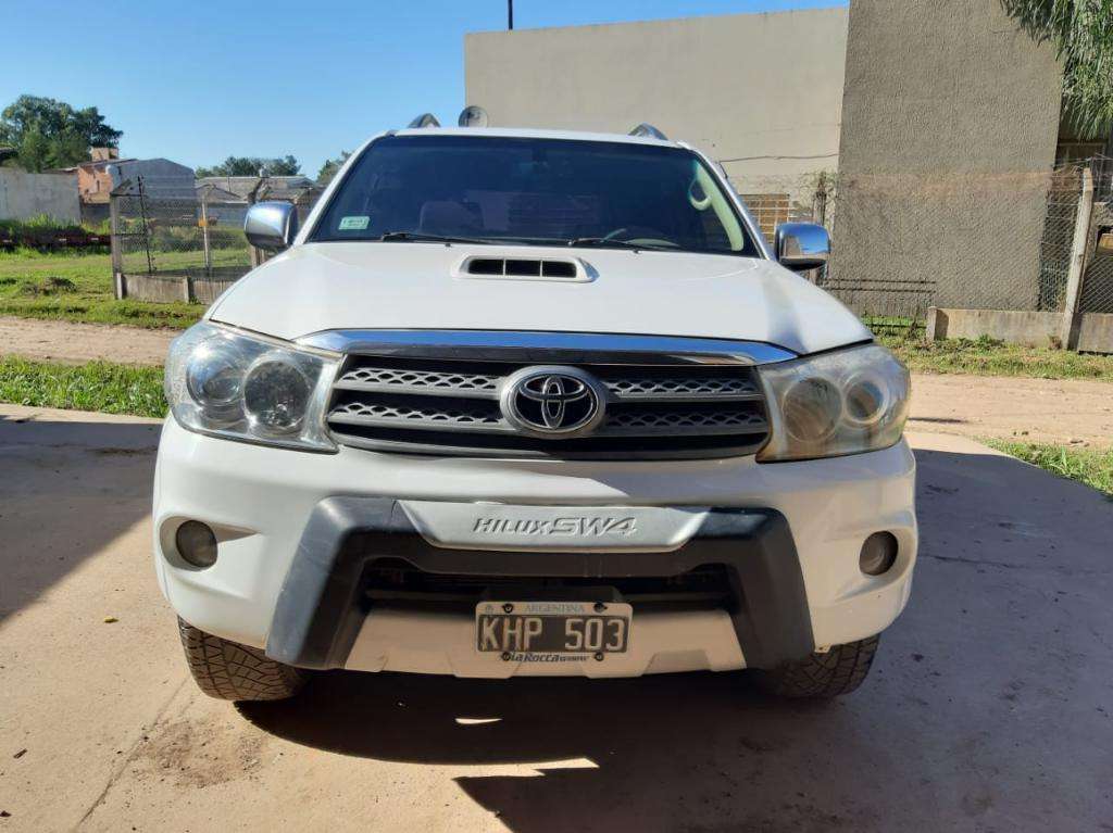 Toyota Hilux Sw4 3.0 Srv 4x4