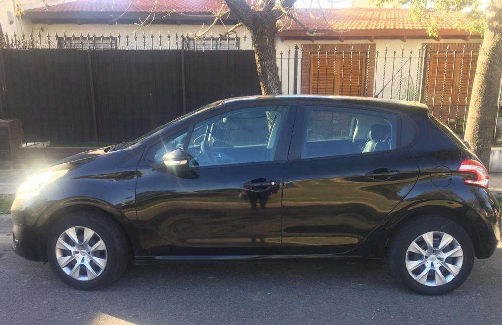 Peugeot 208 Active 