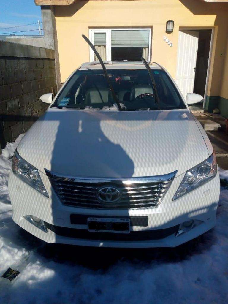 Toyota Camry L4 2.5 AT 