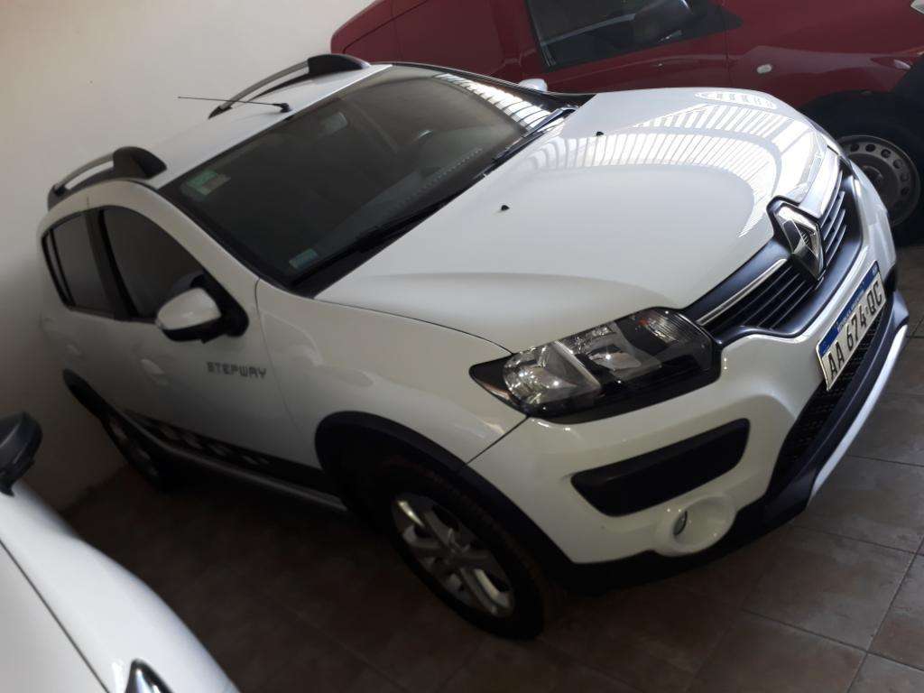 RENAULT SANDERO STEPWAY 1.6 PRIVILEGE L/