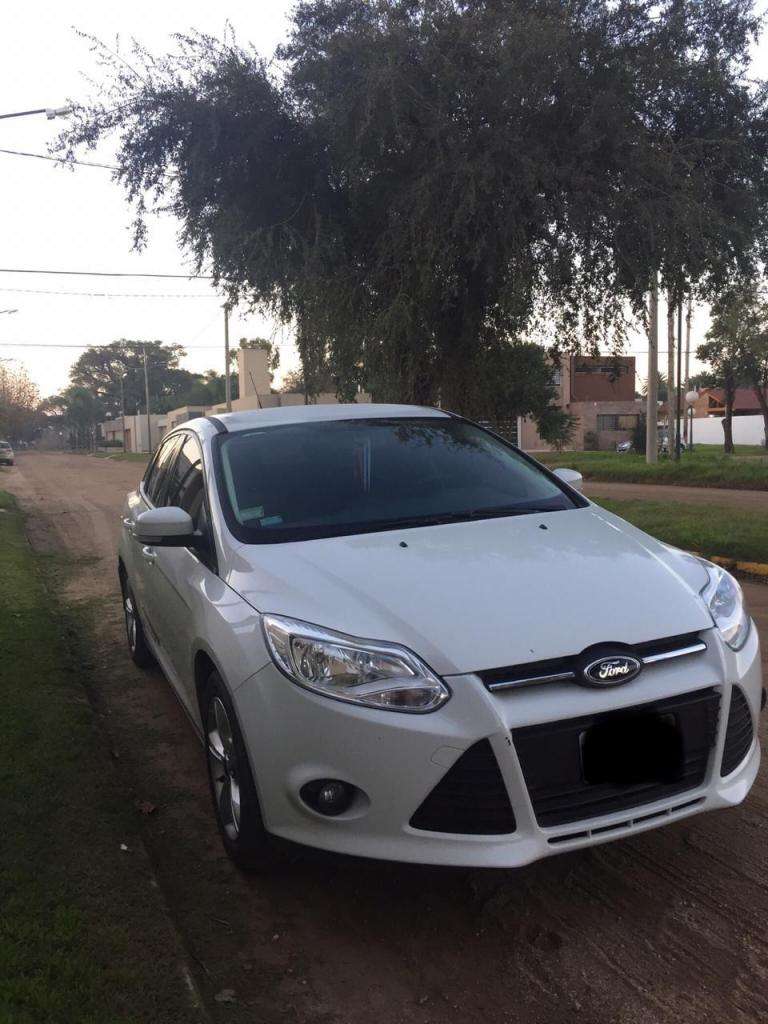 VENDO FOCUS EXCELENTE ESTADO