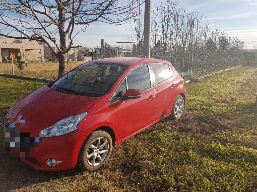 Vendo Peugeot 208. Mod. km