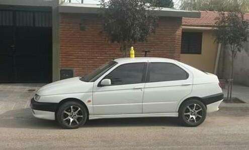 VENDO ALFA ROMEO 146 MODELO 98 Num de contacto 