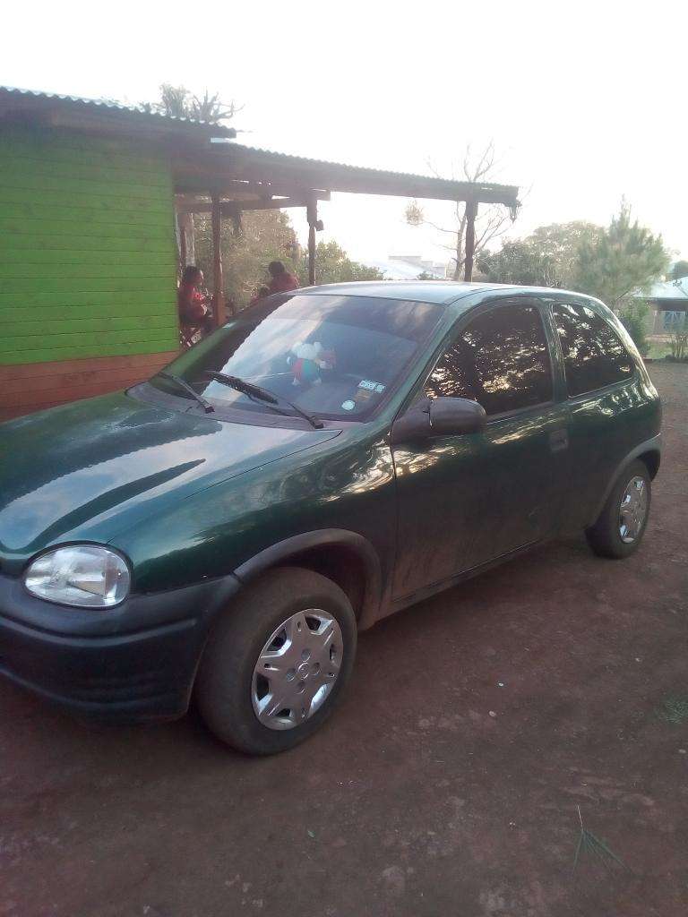 Vendo Corsa 1.6 Nafta 98