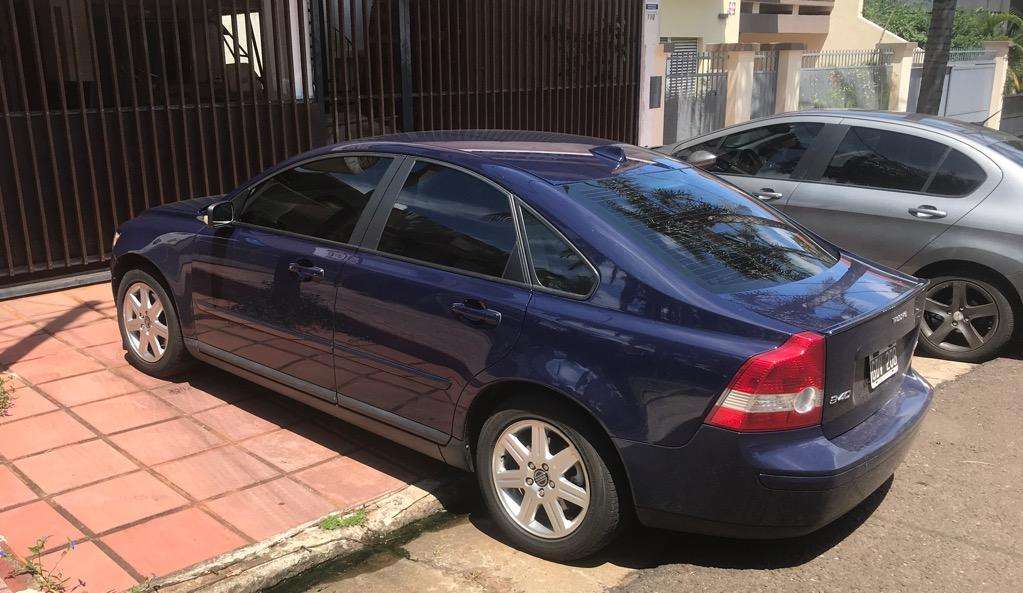 Volvo S40i