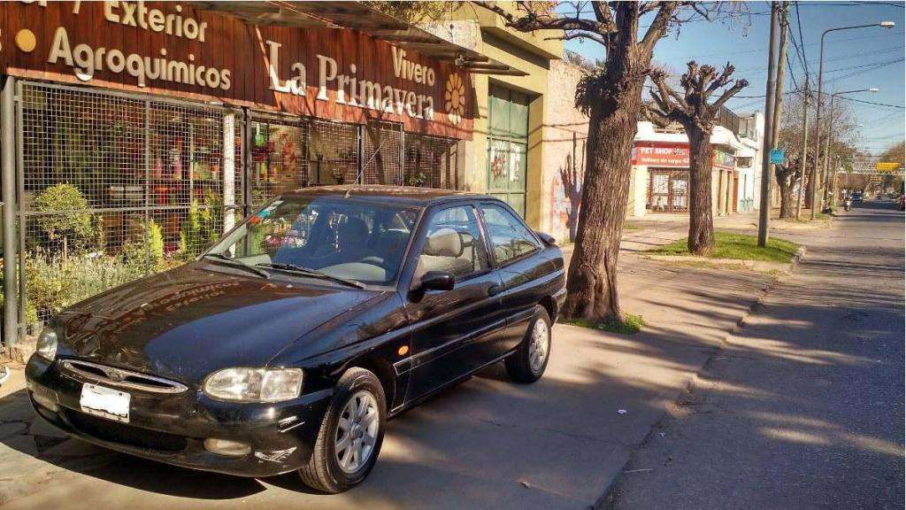  Ford Escort Coupe