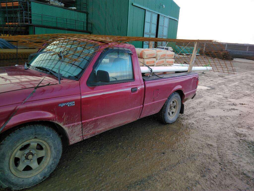 Vendo Ford Ranger 2.3 Americana