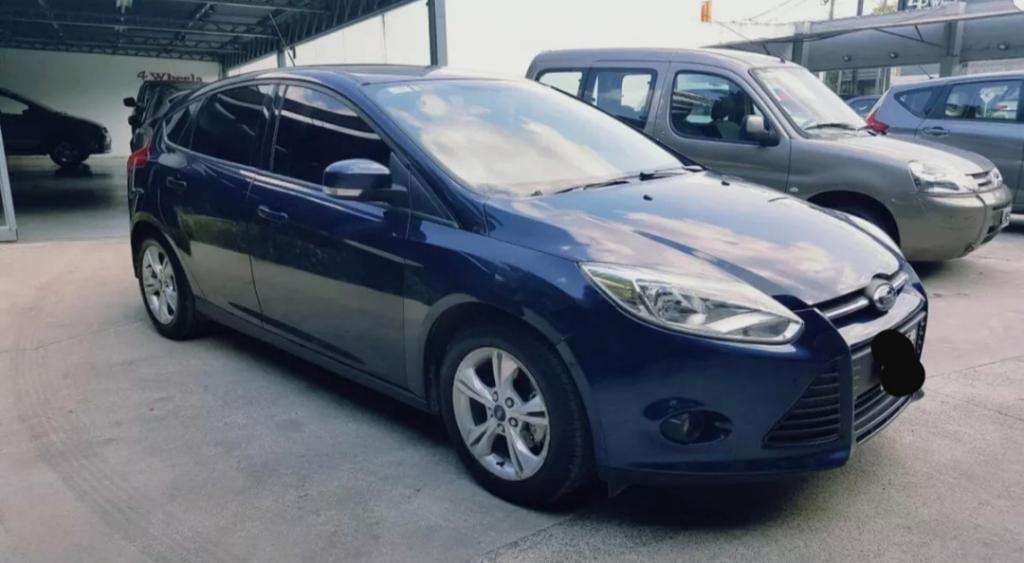 Ford Focus  S 1ra Mano Permuto O