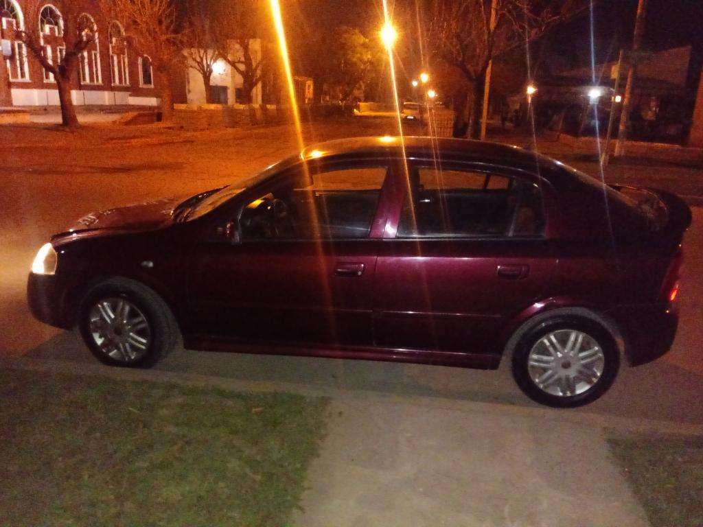 Me Venden Astra mil Km