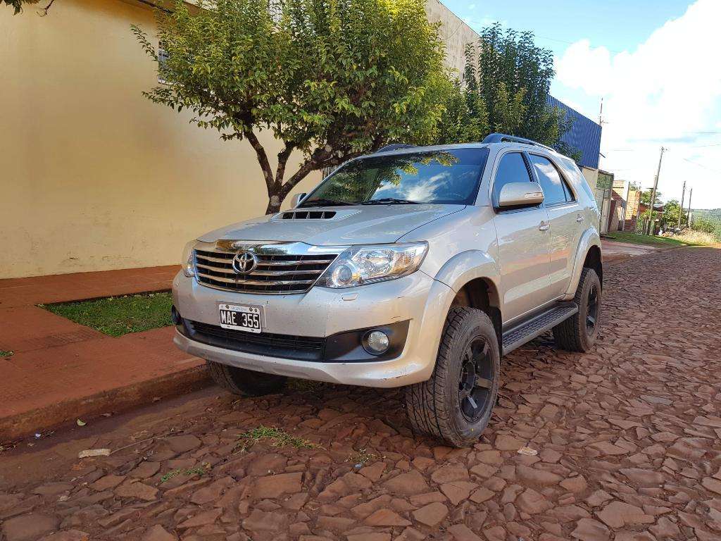 Vendo Toyota Sw At 7 Asientos