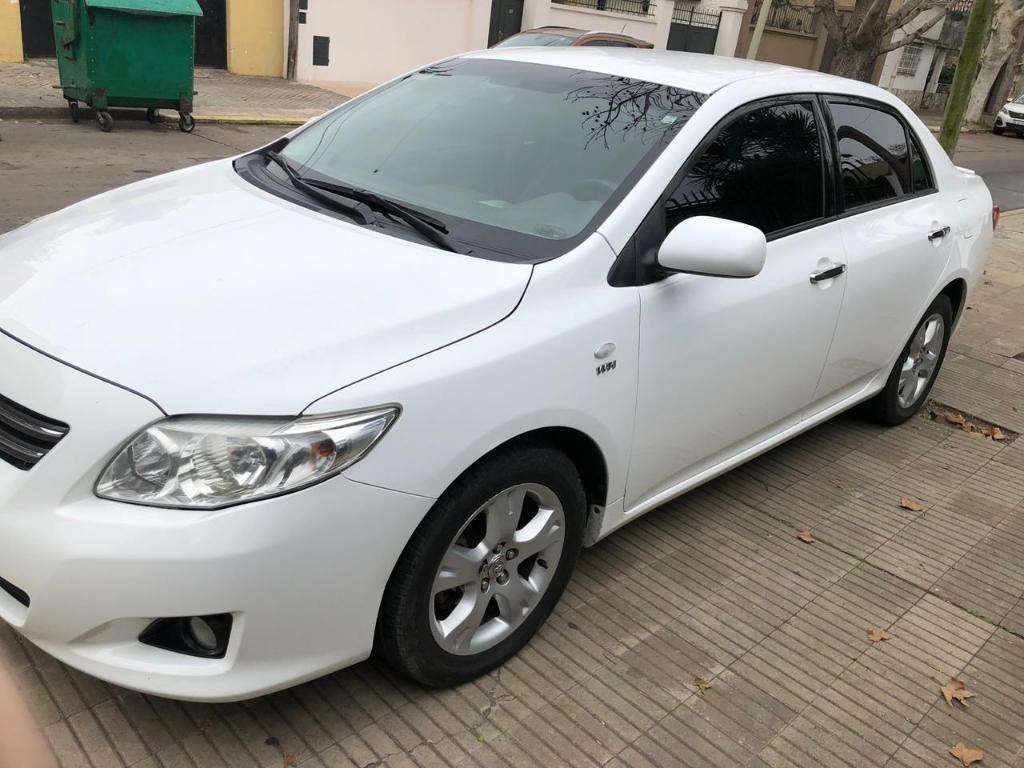 Toyota Corolla. Acepto Permuta