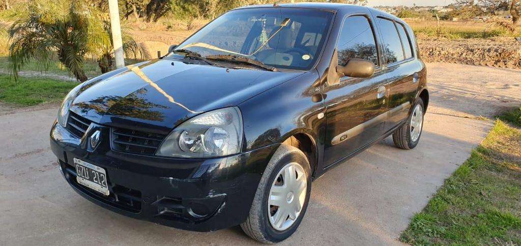 DUEÑA VENDE CLIO