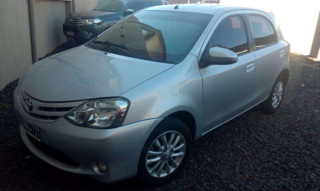 Toyota Etios XLS  Impecable 