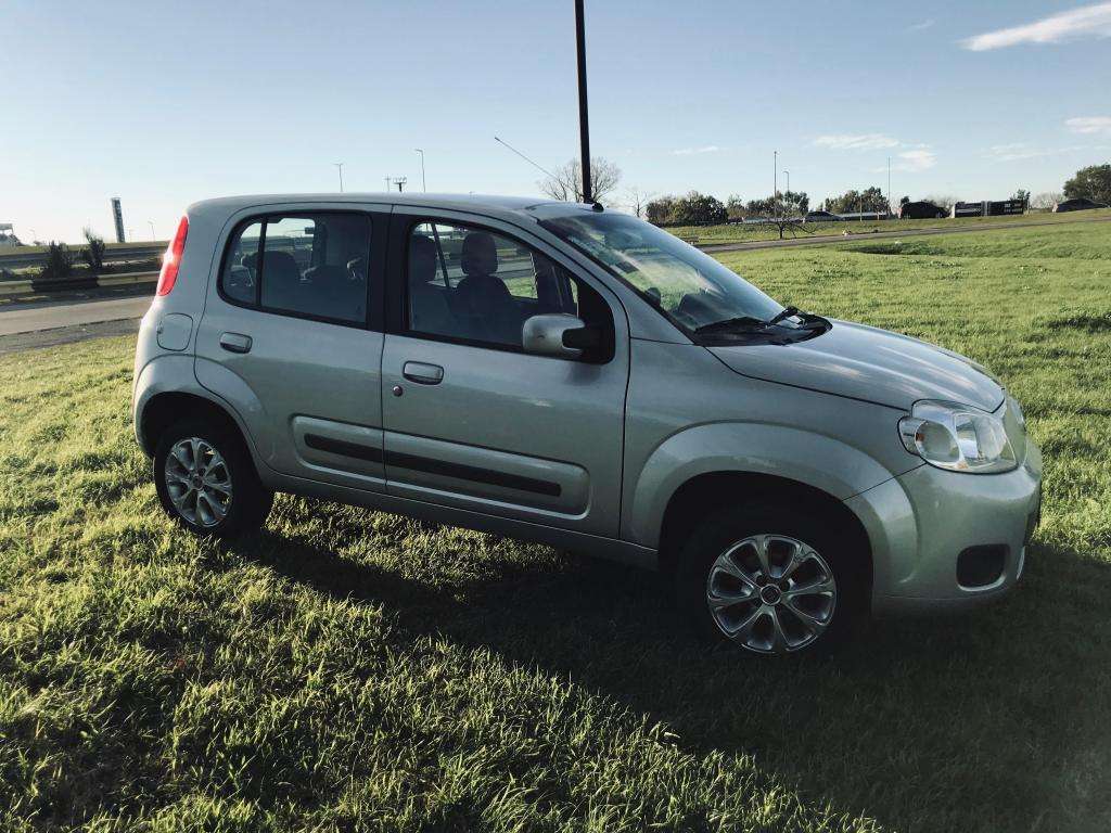 VENDO FIAT UNO ATTRACTIVE  FULL