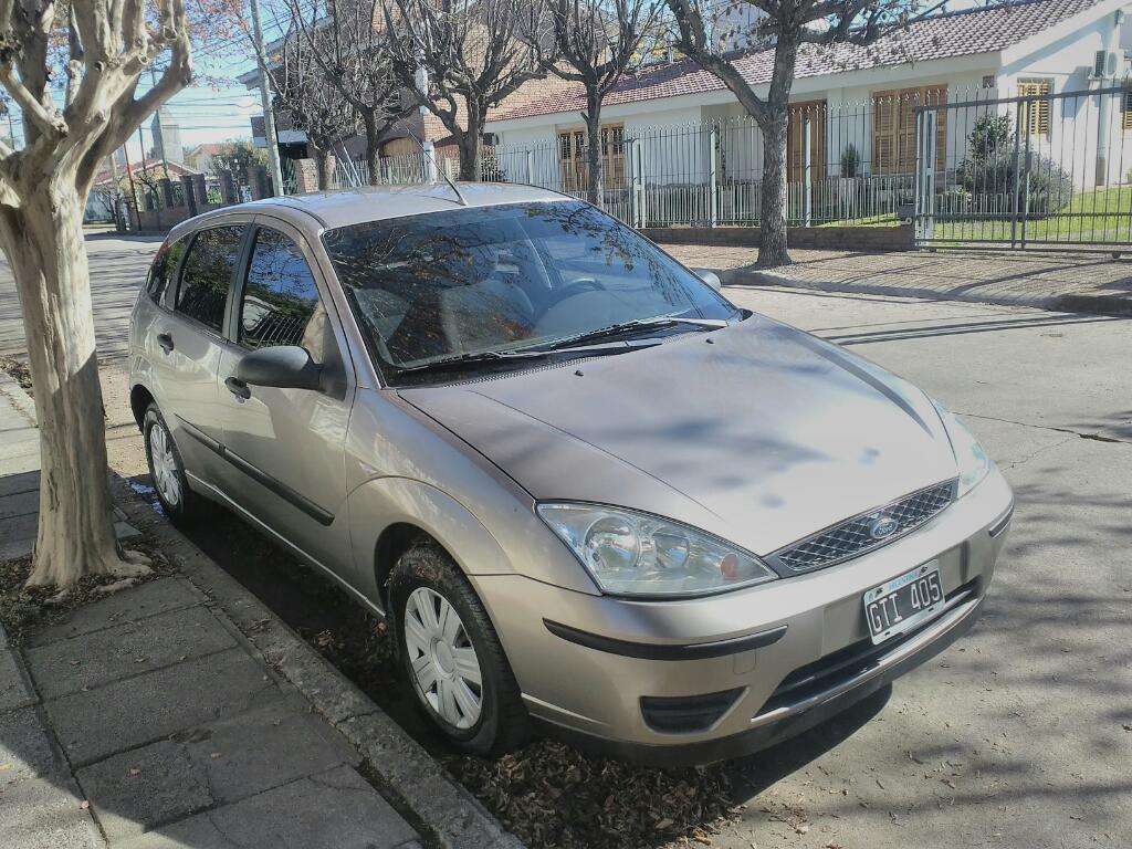 Ford Focus  Muy Bueno 179 Mil !!!!!