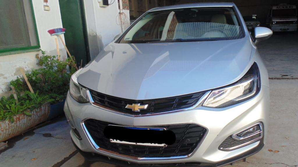 Vendo Cruze  Ltz. Ct.plus Como Nuevo