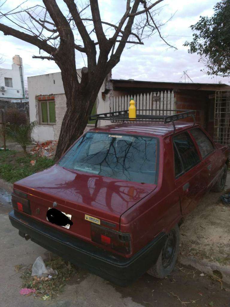 Vendo Renault9 Modelo 