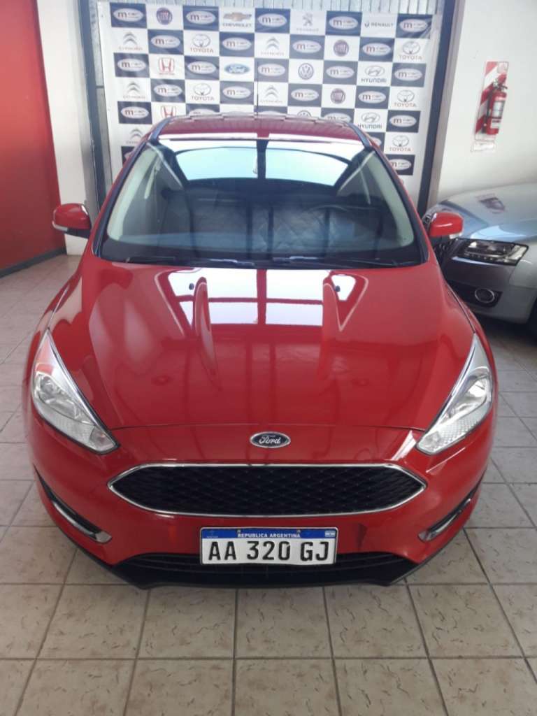 FORD FOCUS 2.0 5P SE L/