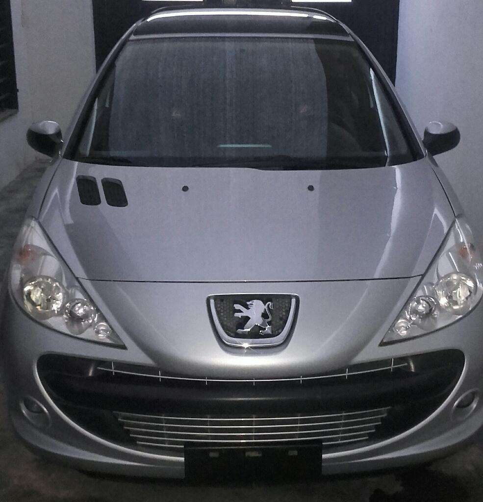 Peugeot 207 Quiksilver