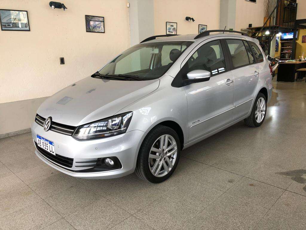 Volkswagen Suran Highline 