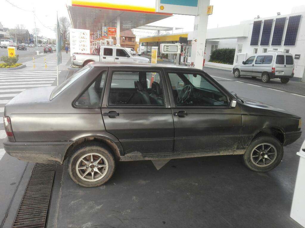 Vendo Duna  Nafta Y Gnc Muy Bueno.