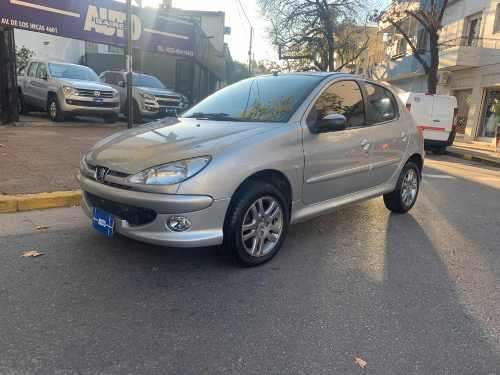 Peugeot 206 Hdi 2.0 5p Xs Premium  Autobaires