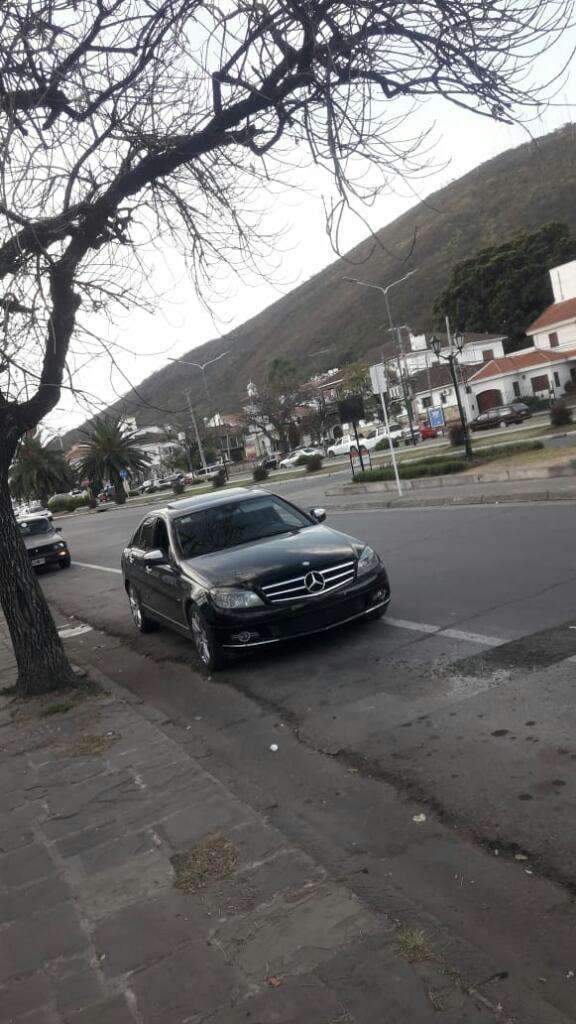 Vendo Mercedes-benz C200 Kompresso