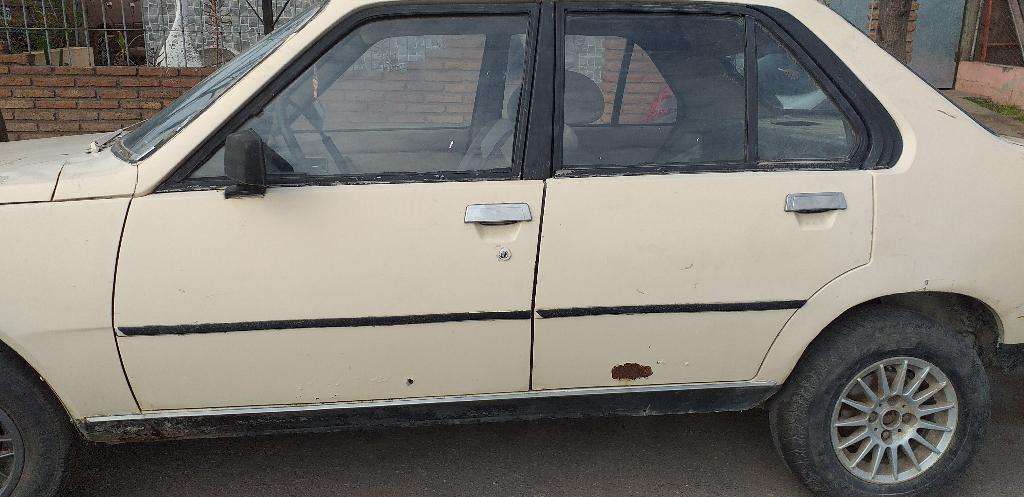 Vendo O Permuto2 Renault 18