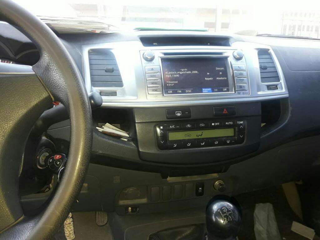 Vendo Toyota Hilux