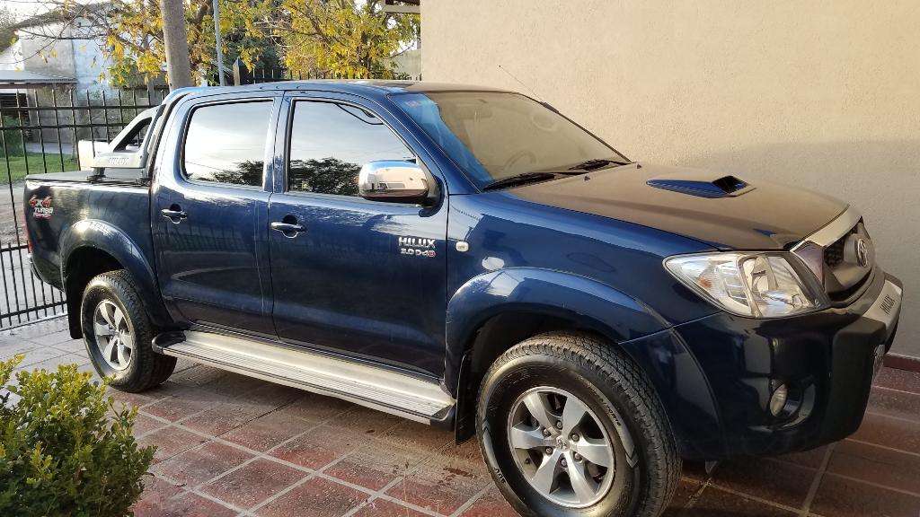 Vendo Toyota Hilux Srv 4x4