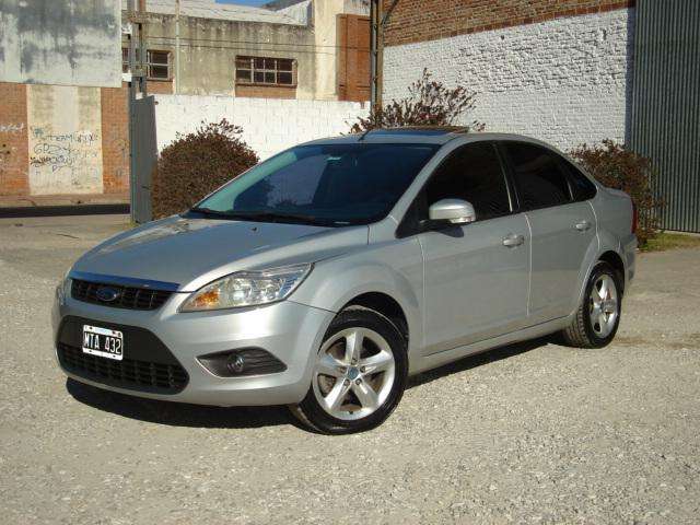 FORD FOCUS LN 2.0 TREND 4P EXE PLUS 