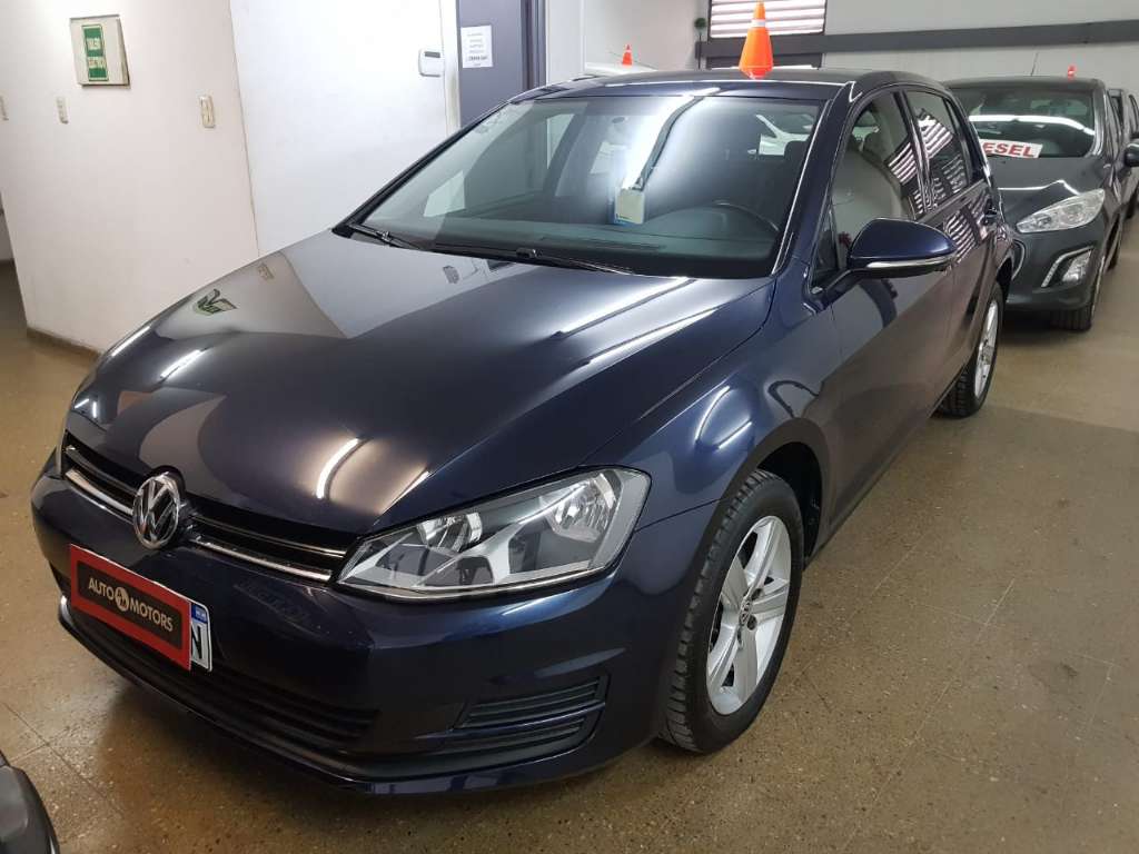 VOLKSWAGEN GOLF 1.6 TRENDLINE 