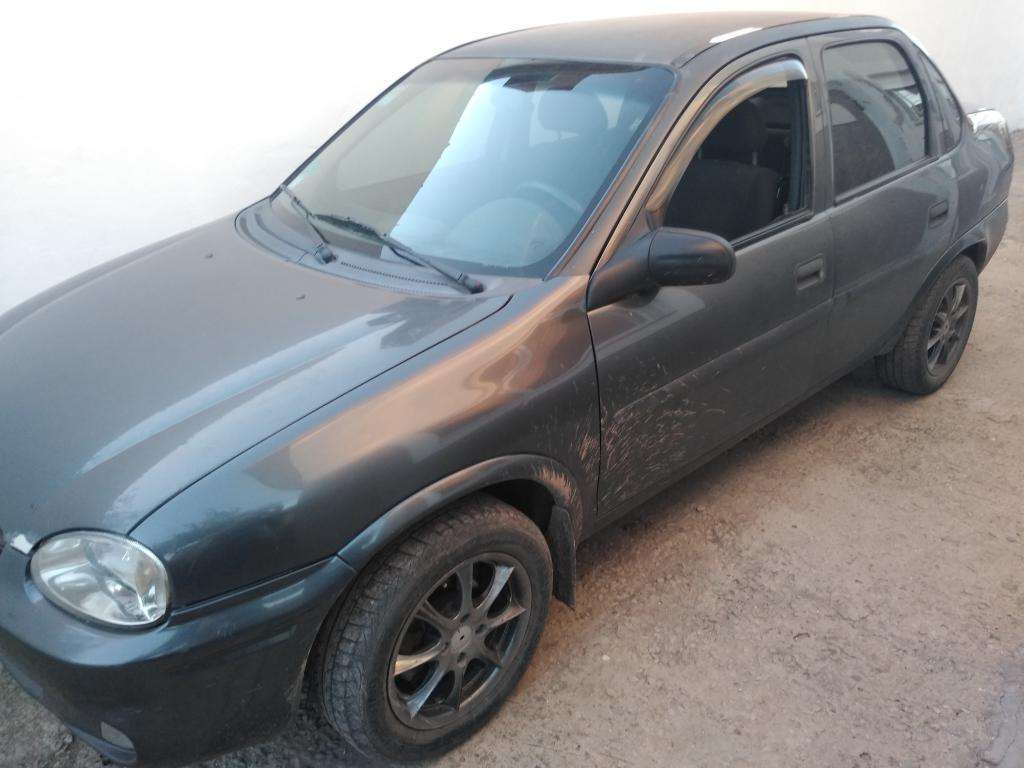 Vendo Corsa. 