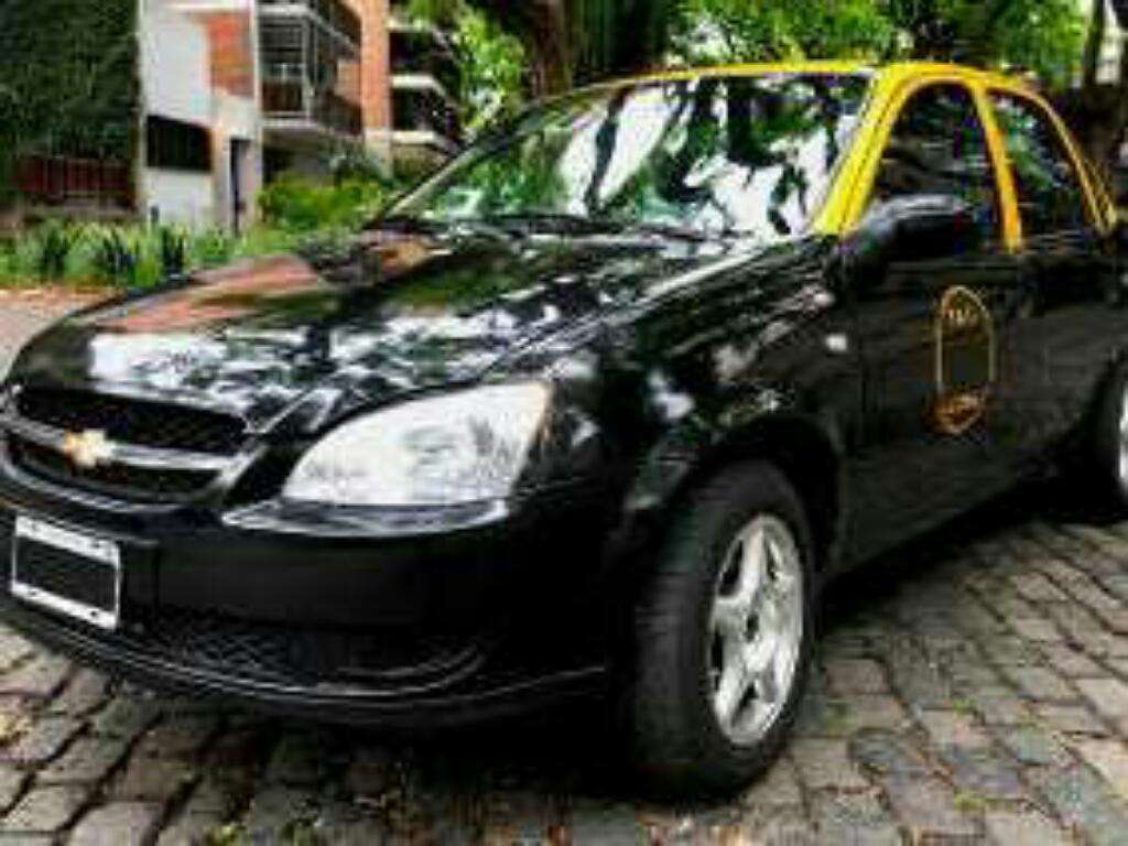 Vendo Taxi Completo