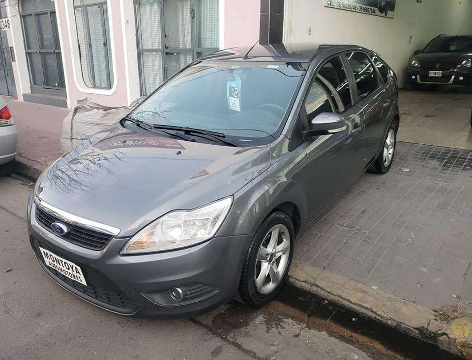 FORD FOCUS MOD  EXE TREND 1.6 IMPECABLE 2 MANO.