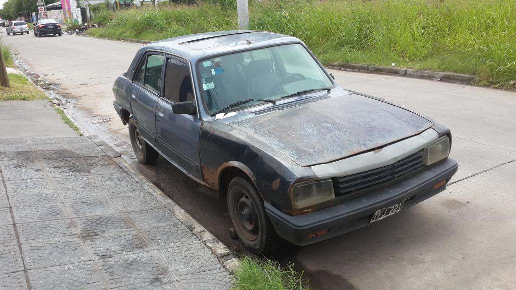 PEUGEOT 504 AÑO 