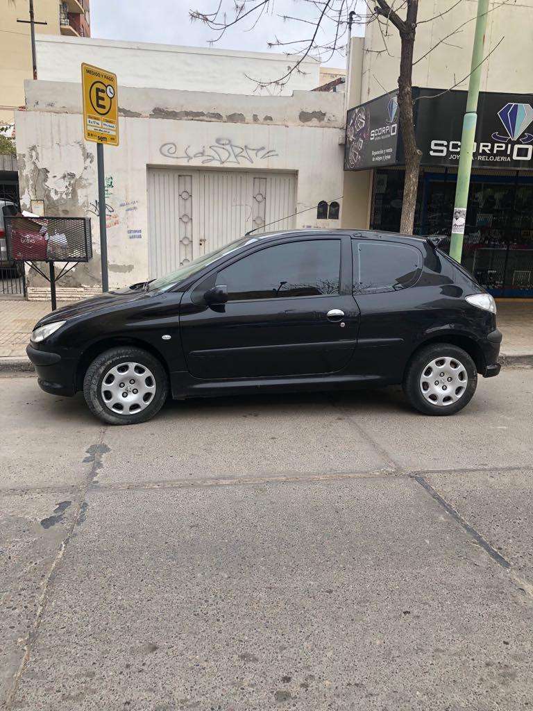 VENDO PEUGEOT 206 NAFTA