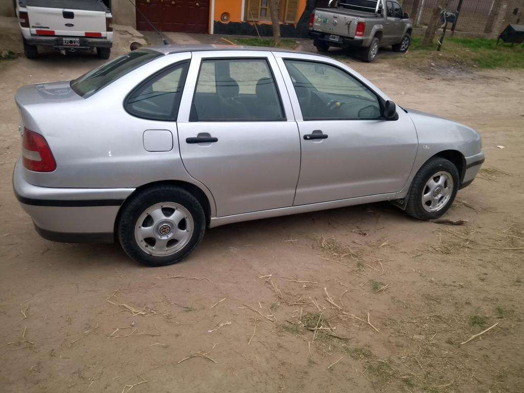 Vendo o permuto menor valor polo conforline SD  titular