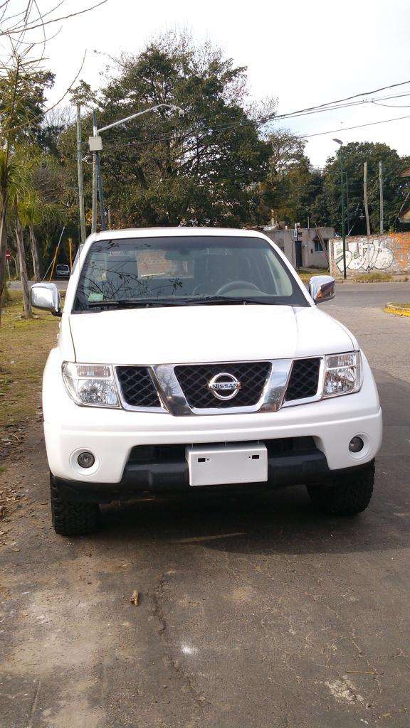 NISSAN FRONTIER  Le 4X4 DOBLE CABINA