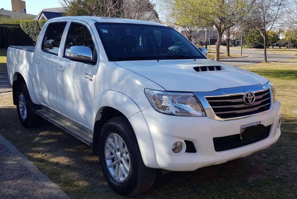 Vendo Toyota Hilux