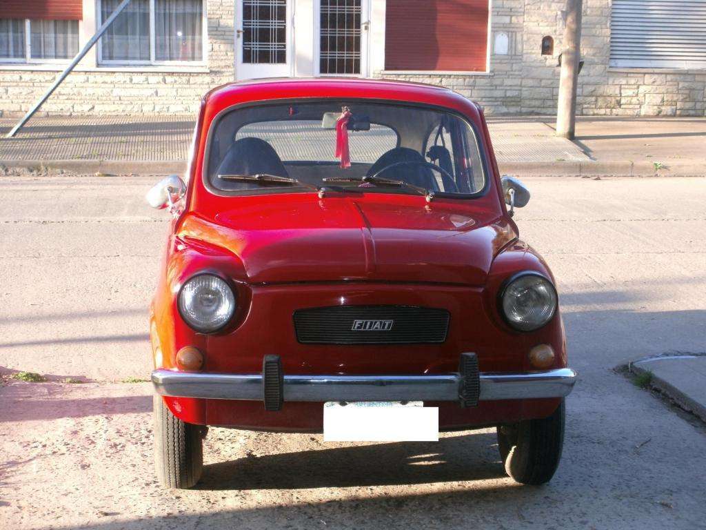 Fiat 600 Impecable mas Repuestos y transferencia